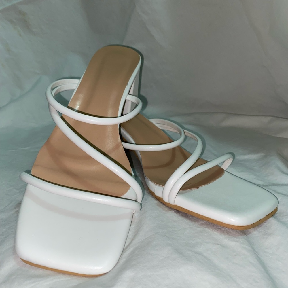 Minimalist Chunky Heeled Mules